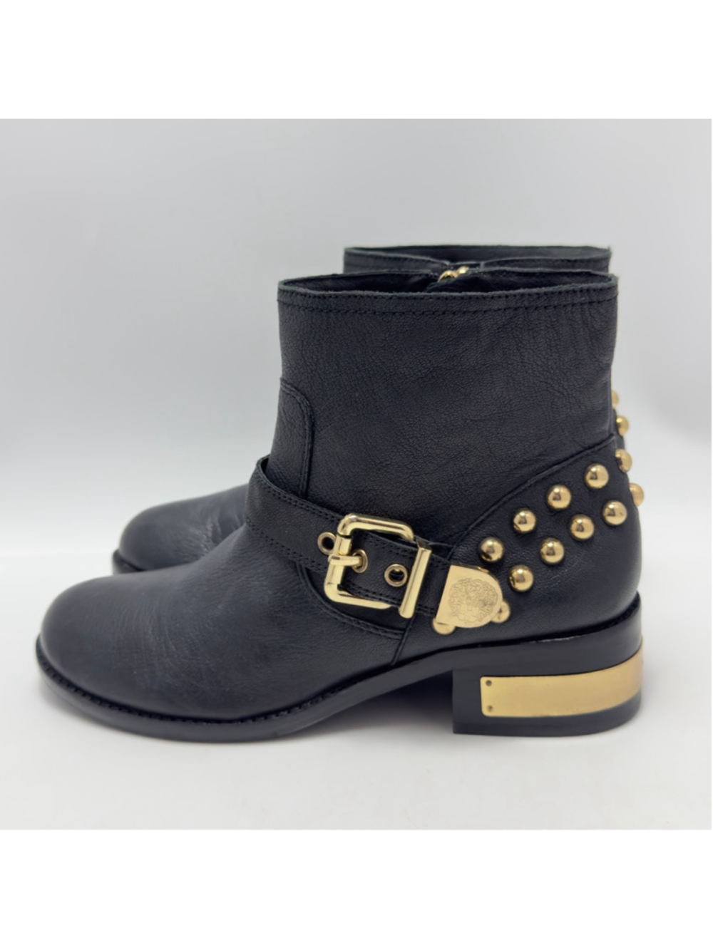 Vince Camuto Windetta Leather Studded Moto Booties Zippered Ankle Boots Size 9